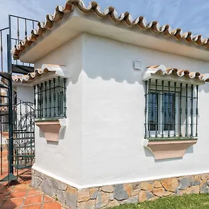 Bungalow Sea View, Pool, Tennis, Beach 5min Walk Holiday home